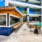 On The 49Th Floor! Condo On Highest & Free Parking